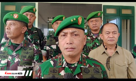 Onlayn lezbiyen jinsiy aloqa Bokira qiz jinsiy aloqa